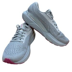 Brooks Adrenaline GTS 24 Women's Running Shoes Size 7.5 Grey Pink EUC Support